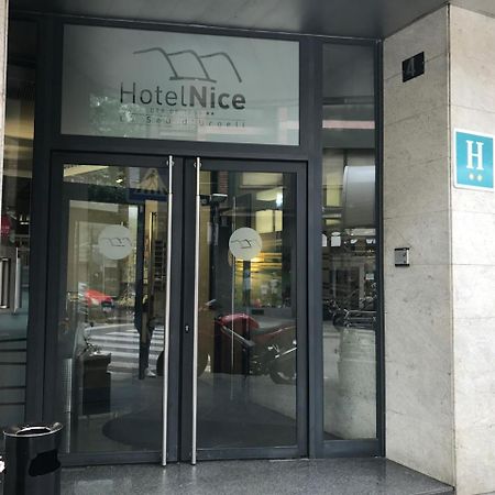 Hotel Nice La Seu d'Urgell Buitenkant foto